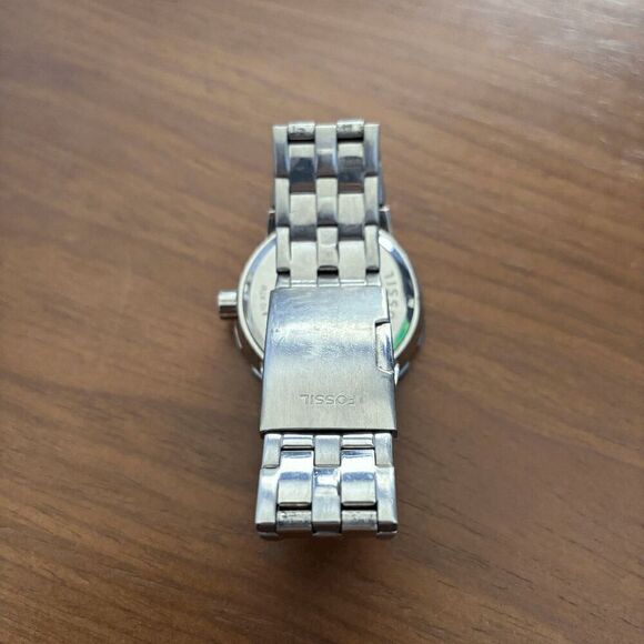 Green Bay Packers Watch Fossil Mens Wristwatch Three Hand Silver Large Logo NFL - Picture 4 of 6